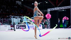 motto viareggio vignozzi bianca un nastro sfe04563a copia simone ferraro ph